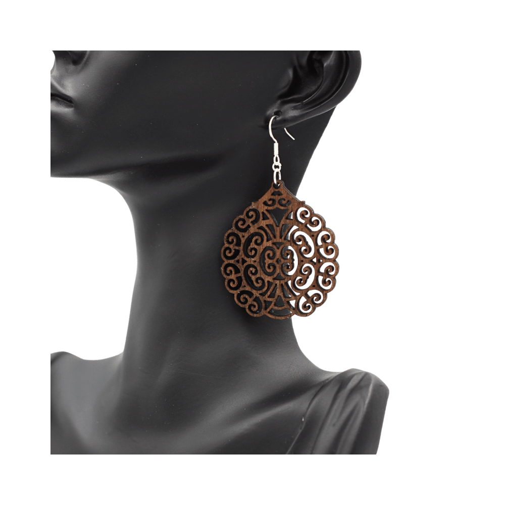 Paire de boucles d’oreilles fait à la main. Idée de cadeau. Fait main Paire de boucles d’oreilles fait à la main. Idée de cadeau. Fait main