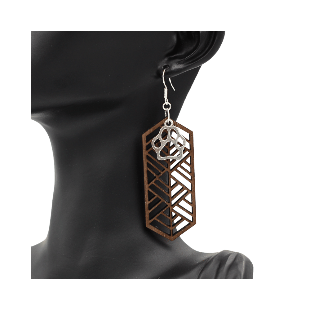 Paire de boucles d’oreilles fait à la main. Idée de cadeau. Fait main Paire de boucles d’oreilles fait à la main. Idée de cadeau. Fait main