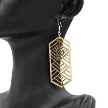 Paire de boucles d’oreilles fait à la main. Idée de cadeau. Fait main