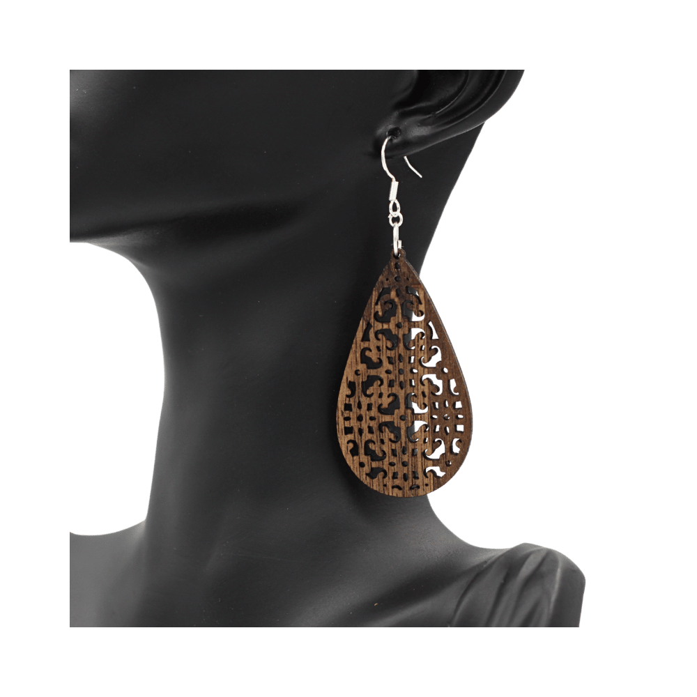 Paire de boucles d’oreilles fait à la main. Idée de cadeau. Fait main Paire de boucles d’oreilles fait à la main. Idée de cadeau. Fait main