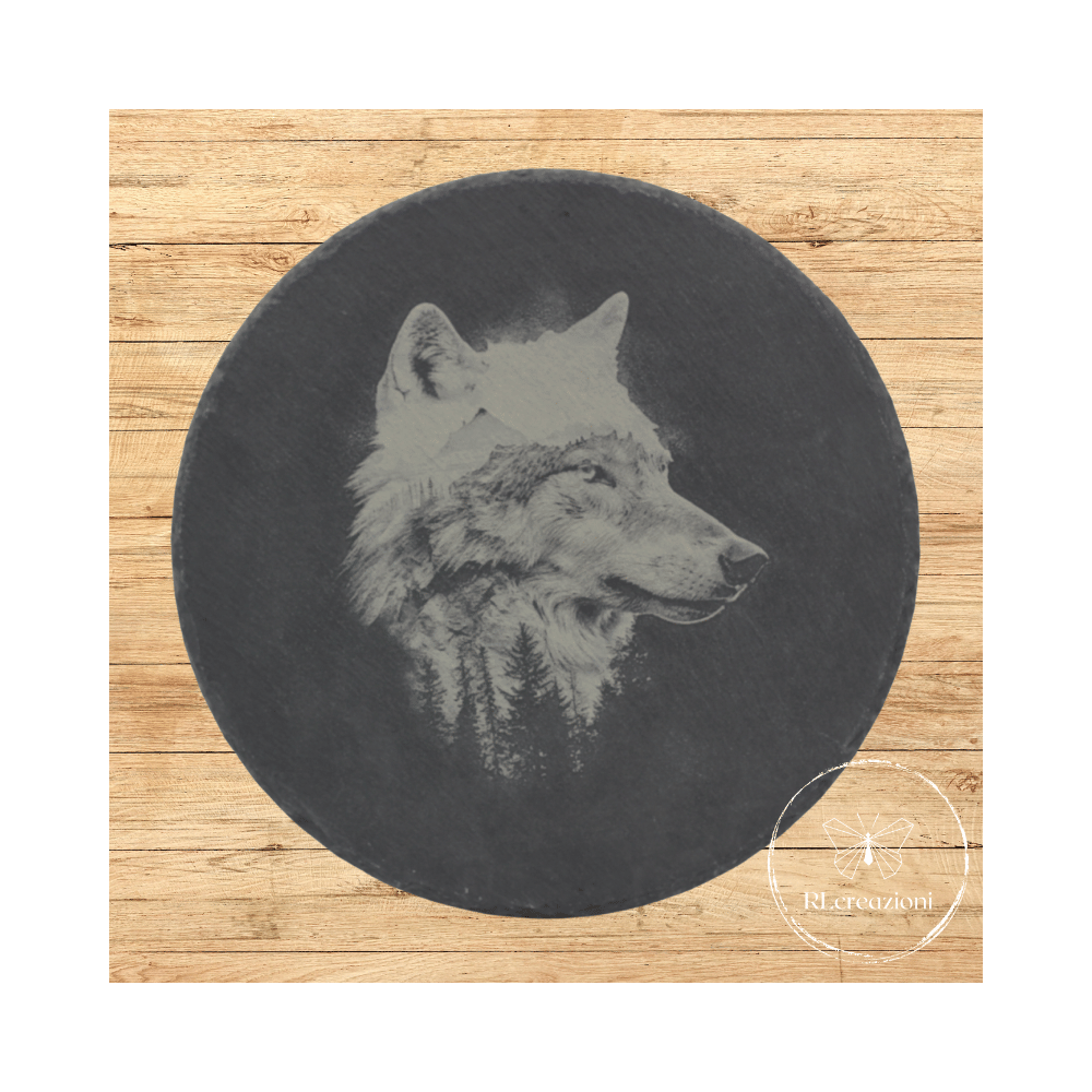 planche à découper en ardoise avec gravure laser du loup planche à découper en ardoise avec gravure laser du loup
