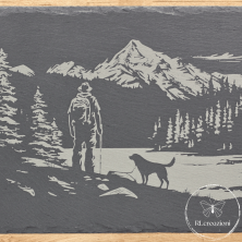 Planche à découper en ardoise "Promenade avec le chien"