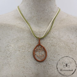 Collier en cuivre fait à la main, artisanat tessinois