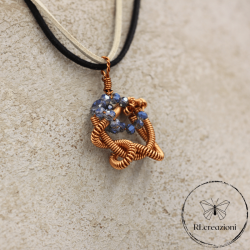 Collier en cuivre fait à la main. Idée de cadeau. Fabriqué à la main au Tessin