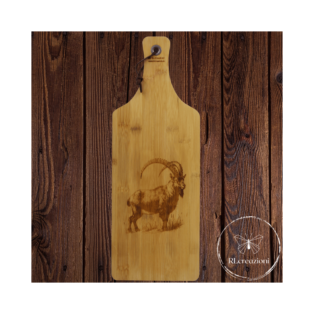 Tagliere con incisione laser. Alpe. Personalizzabile su richiesta. Tagliere con incisione laser. Alpe. Personalizzabile su richiesta.