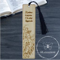 Signet en bois "Le pouvoir, c'est la connaissance. C'est vous qui lisez