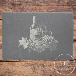 tagliere con incisione laser vino, bicchieri e uva. Personalizzato su richiesta
