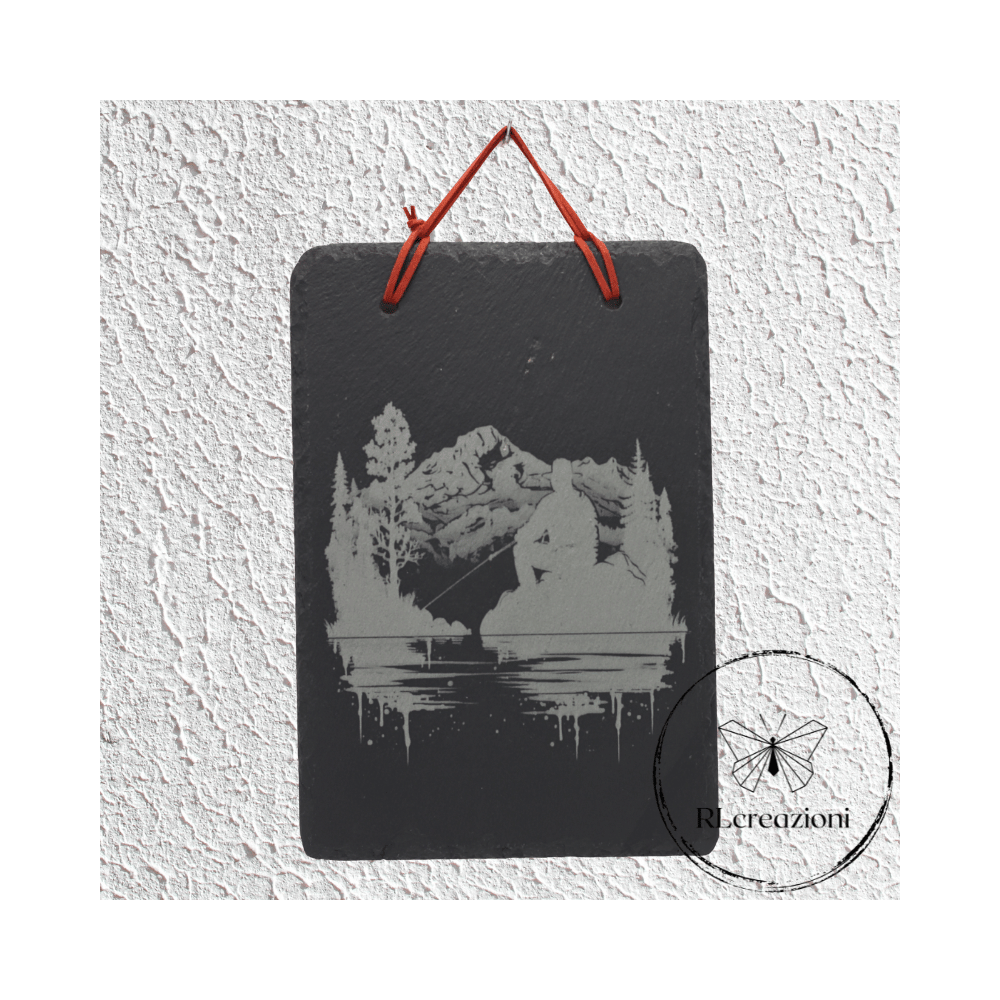 Peinture sur ardoise avec gravure au laser. Pêcheur. Personnalisations sur demande pour les entreprises et les particuliers