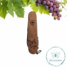 Victorinox Sparta aus Walnussholz mit Lasergravur. 10 Funktionen. Auf Wunsch personalisiert.