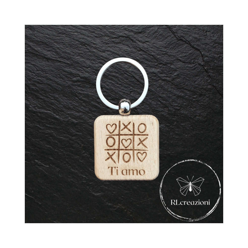 porte-clés en bois avec gravure laser. Ti amo, je t'aime. Personnalisables. Idéaux comme gadgets d'entreprise.