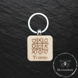 portachiavi in legno con incisione laser. Ti amo. Personalizzabili. Ideali come gadget aziendali