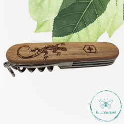 Victorinox Sparta in legno di noce con incisione laser. 10 funzioni. Personalizzato su richiesta.