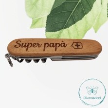 Victorinox Sparta in legno di noce con incisione laser. 10 funzioni. Personalizzato su richiesta