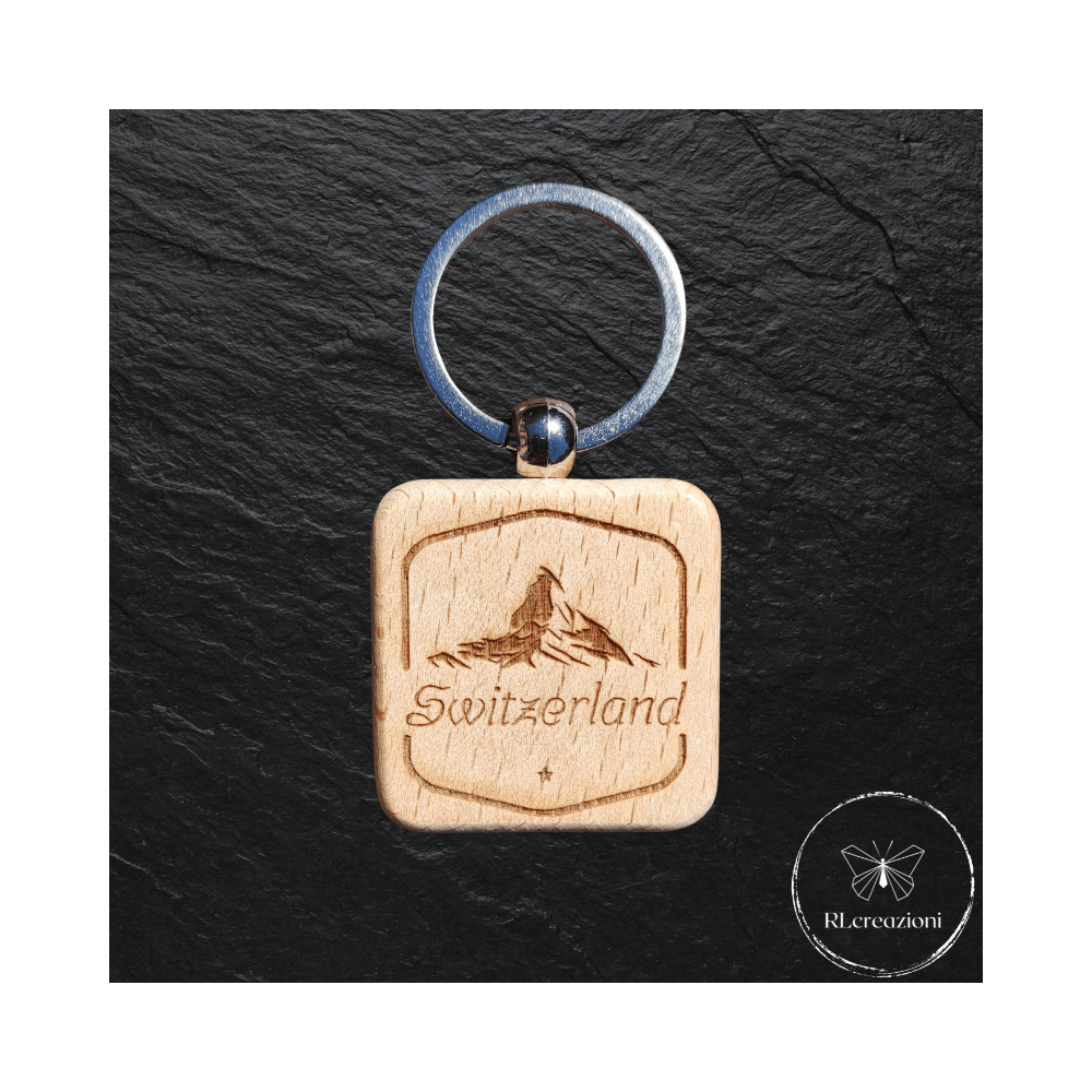 portachiavi in legno con incisione laser. Switzerland. Personalizzabili. Ideali come gadget aziendali