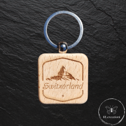 portachiavi in legno con incisione laser. Switzerland. Personalizzabili. Ideali come gadget aziendali