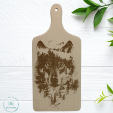 Planche à découper avec gravure laser 'Loup'. Personnalisé sur demande