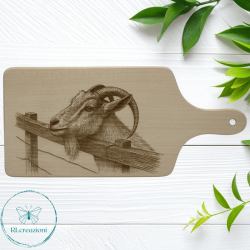 tagliere in legno di faggio con incisione laser . Capra