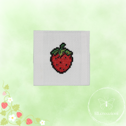 Contrassegno asilo ricamato a mano Fragola
