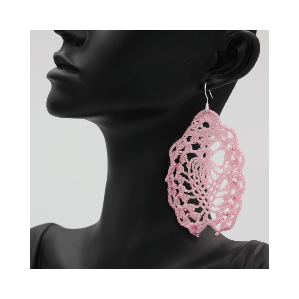 Paire de boucles d’oreilles fait à la main. Idée de cadeau. Fait main Paire de boucles d’oreilles fait à la main. Idée de cadeau. Fait main