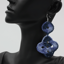 Paire de boucles d’oreilles fait à la main. Idée de cadeau. Fait main