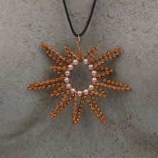Collana in rame realizzata a mano. Idea regalo. Prodotti artigianali fatti a mano in Ticino