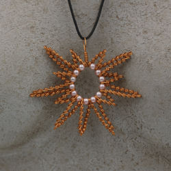 Collana in rame realizzata a mano. Idea regalo. Prodotti artigianali fatti a mano in Ticino