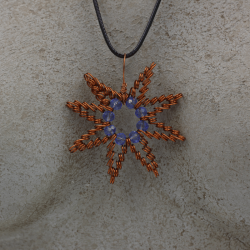 Collana in rame realizzata a mano. Idea regalo. Prodotti artigianali fatti a mano in Ticino