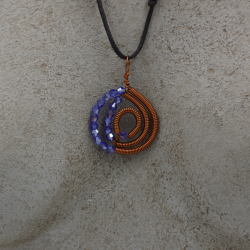 Collana in rame realizzata a mano. Idea regalo. Prodotti artigianali fatti a mano in Ticino