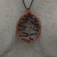 Collana in rame realizzata a mano. Idea regalo. Prodotti artigianali fatti a mano in Ticino