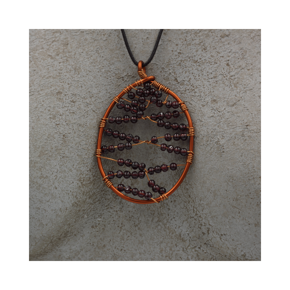 Collana in rame realizzata a mano. Idea regalo. Prodotti artigianali fatti a mano in Ticino Collana in rame realizzata a mano. Idea regalo. Prodotti artigianali fatti a mano in Ticino