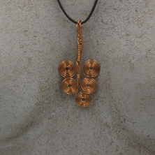 Collana in rame realizzata a mano. Idea regalo. Prodotti artigianali fatti a mano in Ticino
