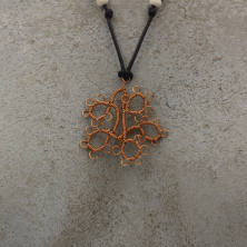 Collana in rame realizzata a mano. Idea regalo. Prodotti artigianali fatti a mano in Ticino