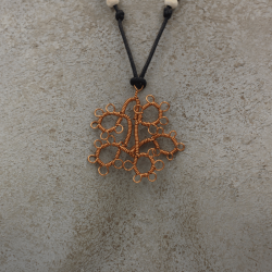 Collana in rame realizzata a mano. Idea regalo. Prodotti artigianali fatti a mano in Ticino