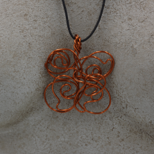 Collana in rame realizzata a mano. Idea regalo. Prodotti artigianali fatti a mano in Ticino