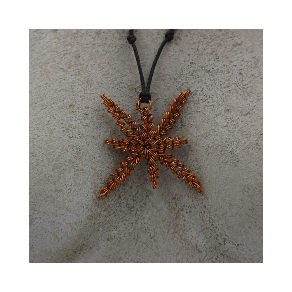 Collana in rame realizzata a mano. Idea regalo. Prodotti artigianali fatti a mano in Ticino Collana in rame realizzata a mano. Idea regalo. Prodotti artigianali fatti a mano in Ticino