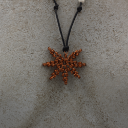 Collana in rame realizzata a mano. Idea regalo. Prodotti artigianali fatti a mano in Ticino