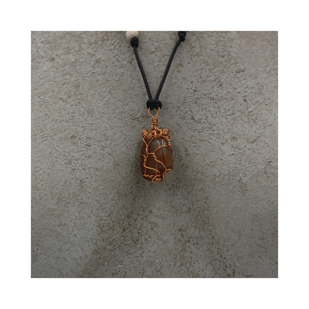 Collana in rame realizzata a mano. Idea regalo. Prodotti artigianali fatti a mano in Ticino Collana in rame realizzata a mano. Idea regalo. Prodotti artigianali fatti a mano in Ticino