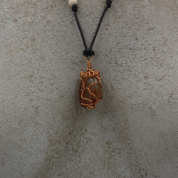 Collana in rame realizzata a mano. Idea regalo. Prodotti artigianali fatti a mano in Ticino