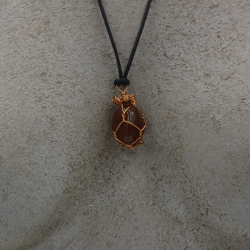 Collana in rame realizzata a mano. Idea regalo. Prodotti artigianali fatti a mano in Ticino