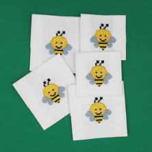 Marque "abeille" brodée à la main.